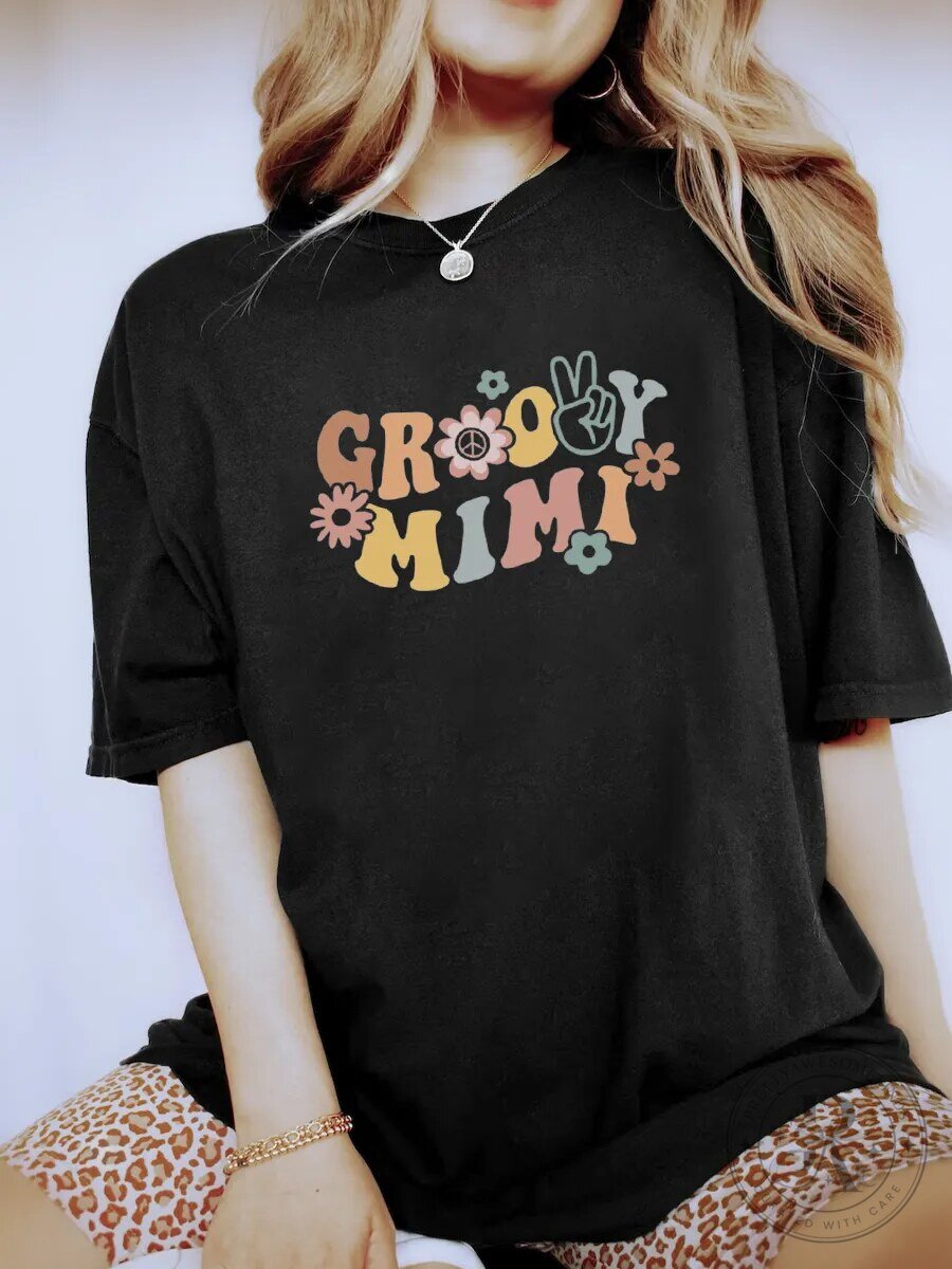 Groovy Mimi Graphic Print Short Sleeve Crewneck T-Shirt